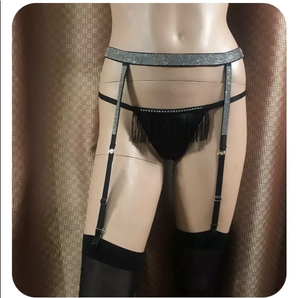 Victoria's Secret bling garter belt M/L and
bling fringe panty Size Large! - Picture 2 of 12